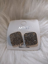 Load image into Gallery viewer, Clear Rhinestone Post Earrings
